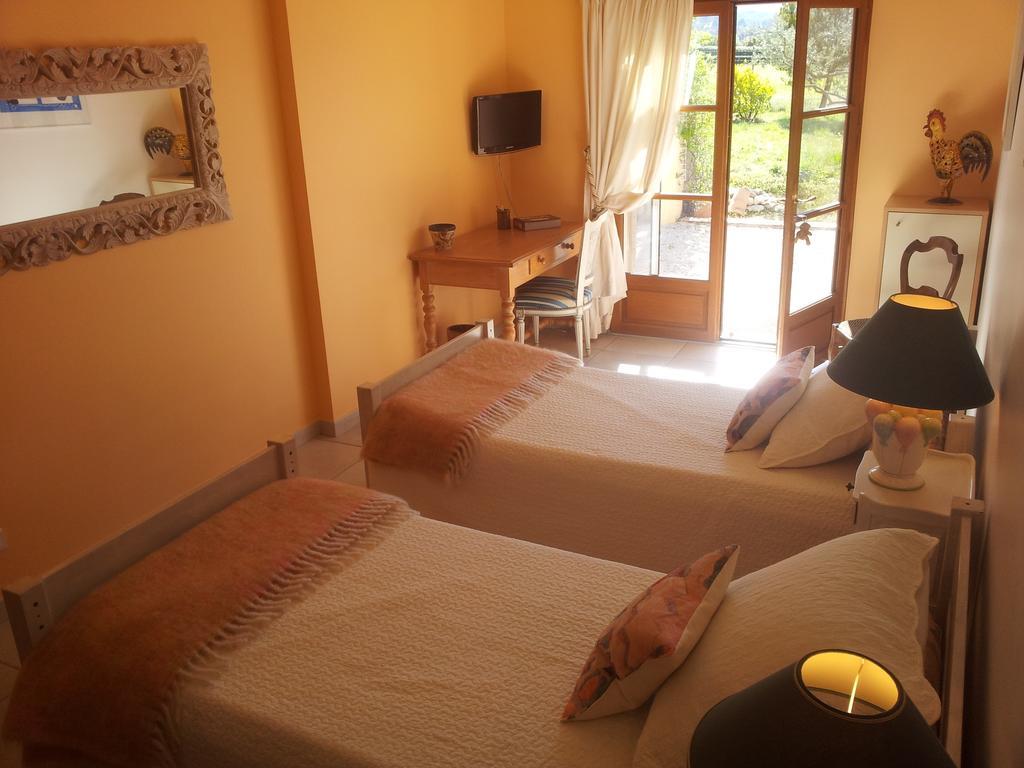 Lamanderie En Provence Bed & Breakfast Alleins Cameră foto